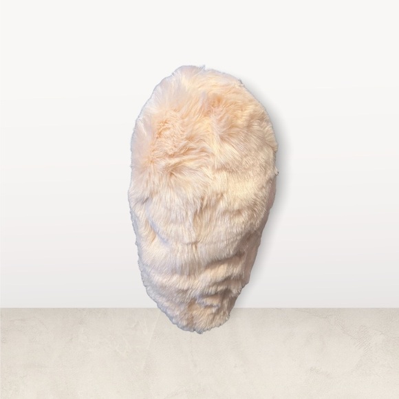 Decorative Heart Accent pillow! - Picture 4 of 8